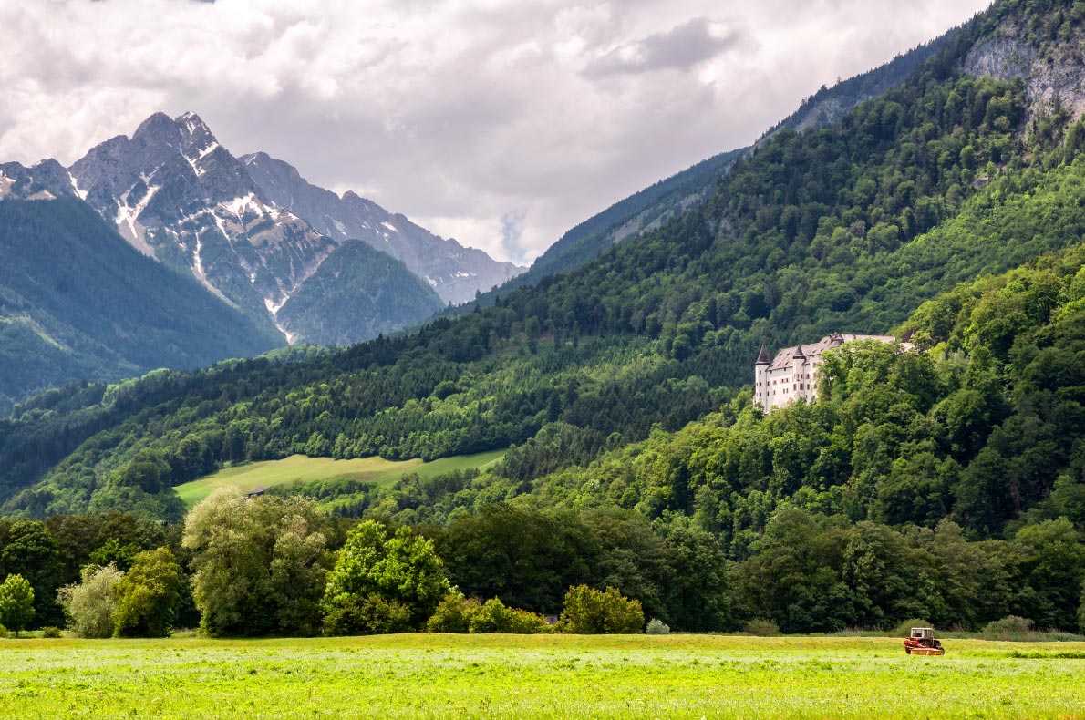 Best castles in Austria - Tratzberg Castle 