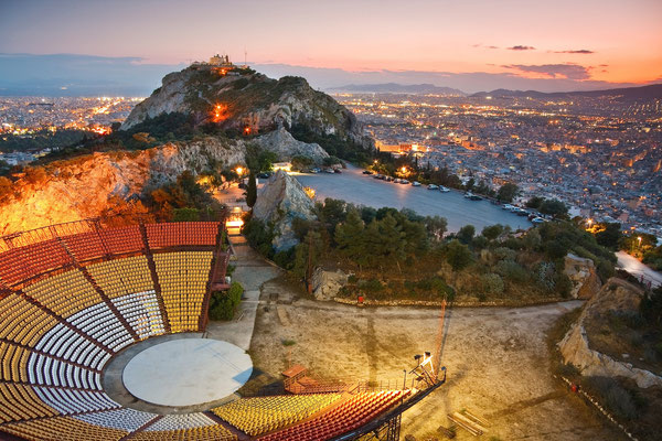 Athens-Greece © Milan Gonda / shutterstock.com