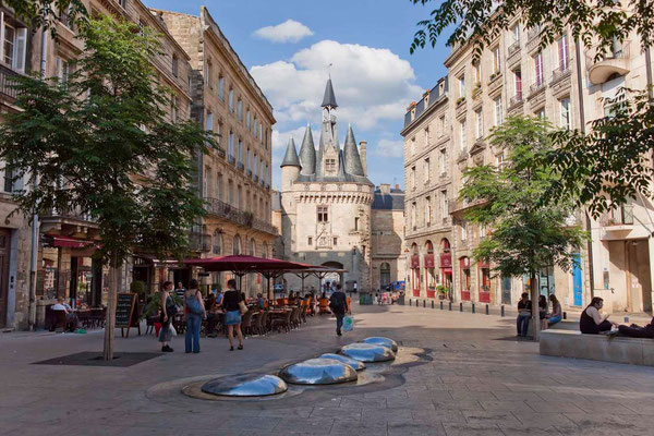 Bordeaux - Place du Palais - Credit Steve Le Clech - European Best Destinations